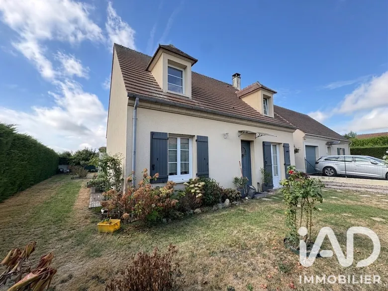 Maison 6 pièces 108 m² · à Le Mesnil-en-Thelle · 108 m² · 342 000 €