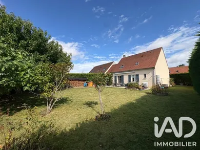 Traditional house in Le Mesnil-en-Thelle (60530)