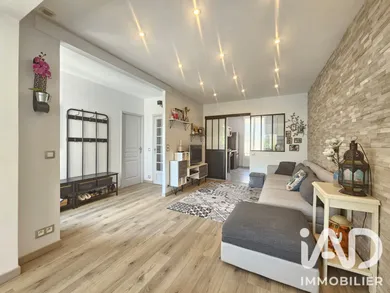 Maison traditionnelle à Le Mée-sur-Seine (77350)