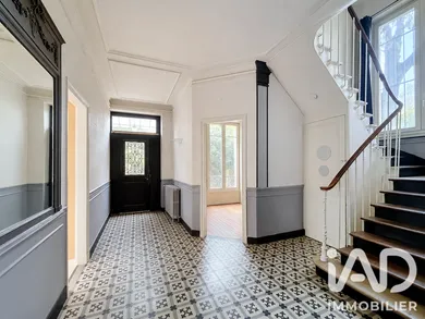 Maison à Vaucresson (92420)