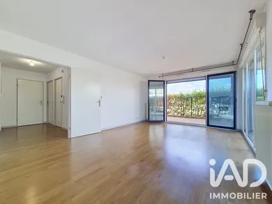 Appartement à Ferrières-en-Brie (77164)