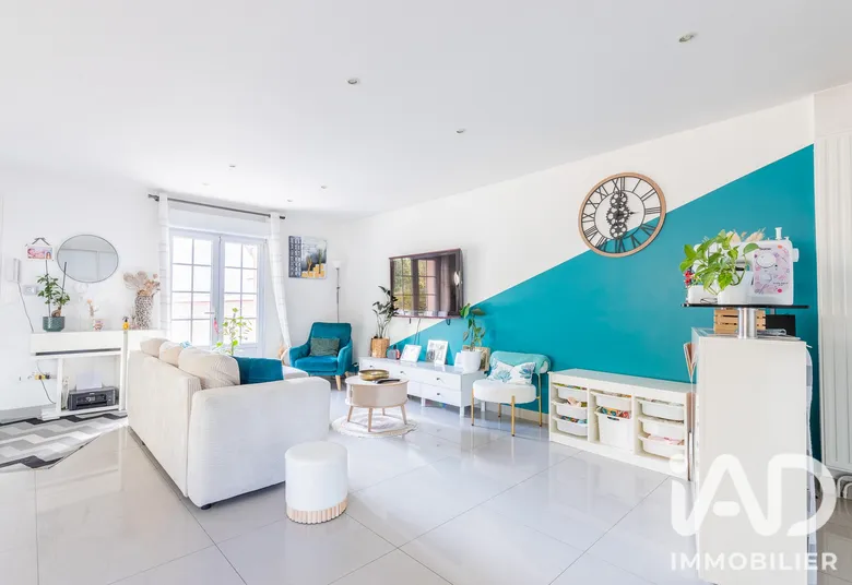Maison 5 pièces 122 m² · à Paray-Vieille-Poste · 122 m² · 435 000 €