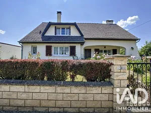 Maison traditionnelle à Rozières-sur-Crise (02200)