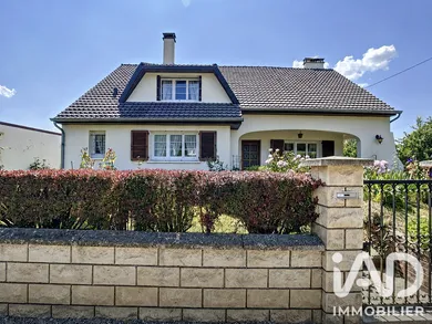 Maison traditionnelle à Rozières-sur-Crise (02200)