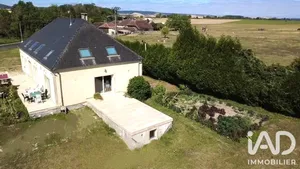 Pavillon à Assenay (10320)