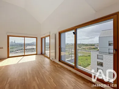 Apartment in rouen (76100)