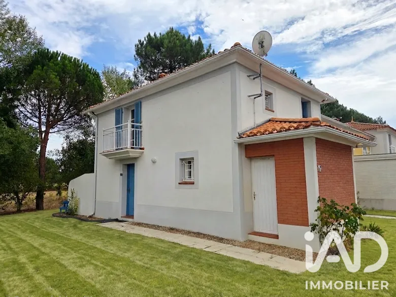 Maison 4 pièces 68 m² · à Coëx · 68 m² · 199 500 €