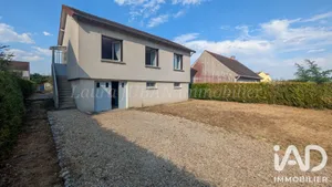 Maison traditionnelle à Montereau-Fault-Yonne (77130)