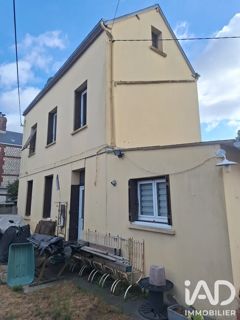 Maison 5 pièces 85 m² · à Le Petit-Quevilly · 85 m² · 140 000 €