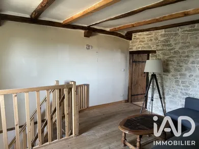 Maison à Saint-Hymetière (39240)