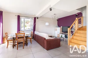 Traditional house in Tartaras (42800)