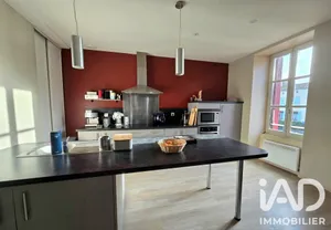 Maison de ville à Essarts-en-Bocage (85140)