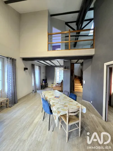Maison de ville à Essarts-en-Bocage (85140)