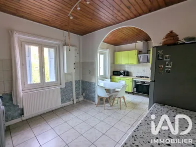 Maison traditionnelle à Saint-Étienne (42100)