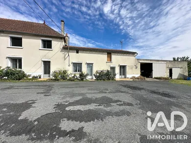 Park home in Saint-Martin-de-Mâcon (79100)