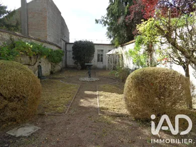 Townhouse in Laon (02000)