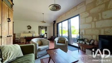 Mansion in Vayres (33870)