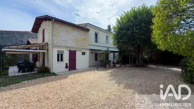 Mansion in Vayres (33870)
