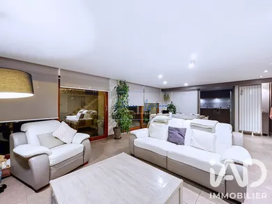 Townhouse in Goussonville (78930)