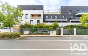 Apartment in Villepreux (78450)