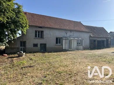 Farm in Le Pin (03130)