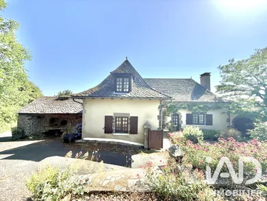 Maison de campagne à Saint-Hippolyte (12140)