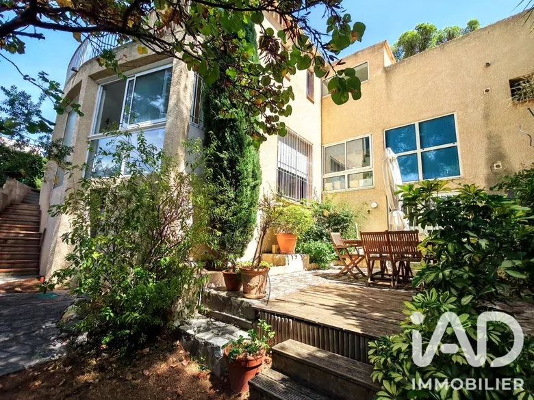Maison 6 pièces 163 m² · à Marseille · 163 m² · 879 000 €