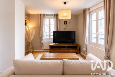 Apartment in Vannes (56000)