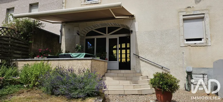 Immeuble 243 m² · à Dampierre-sur-Salon · 243 m² · 169 000 €