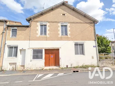 Maison de ville à Montmorillon (86500)