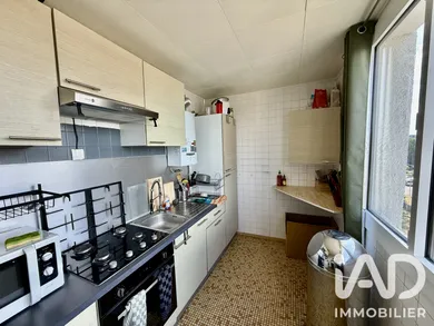 Apartment in Amiens (80090)
