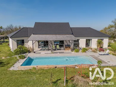 House in Lagor (64150)