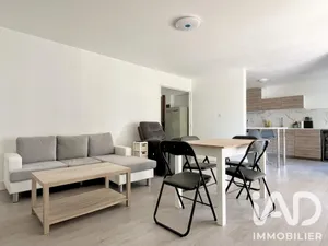 Apartment in Hyères (83400)