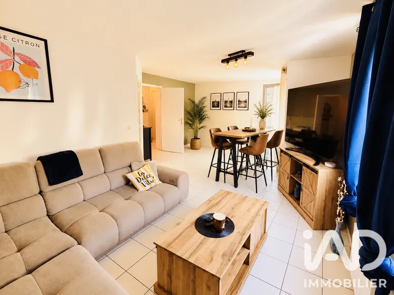 Appartement 3 pièces 70 m² · à Châlons-en-Champagne · 69,5 m² · 126 500 €
