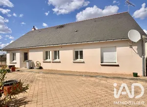 House in Beaumont-en-Véron (37420)