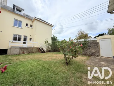 Townhouse in Saint-Nazaire (44600)