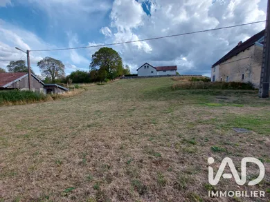 Building plot in Sarrogna (39270)
