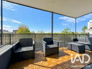 Apartment in Bondoufle (91070)