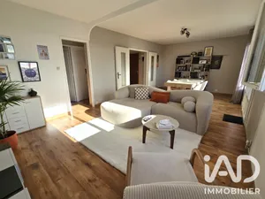 Apartment in Angers (49100)