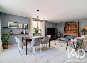 Triplex à Sarrians (84260)