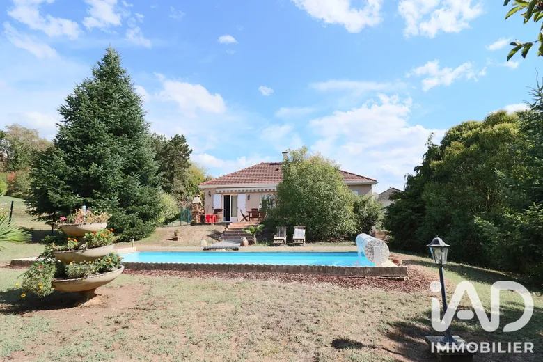 Maison 5 pièces 104 m² · à Saint-Yorre · 104 m² · 267 500 €