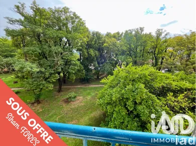 Appartement à Saint-Nazaire (30200)