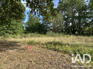 Building plot in Saint-Seurin-sur-l'Isle (33660)