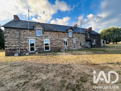 Maison de campagne à Val d'Anast (35330)