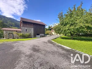 Maison à Saint-Jeoire (74490)