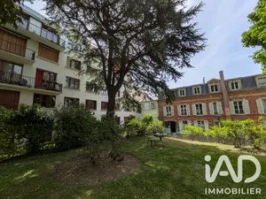 Apartment in Versailles (78000)