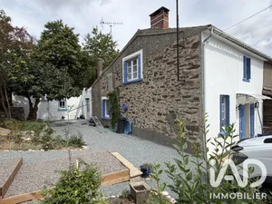 Maison de campagne à Terval (85120)