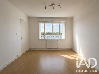 Apartment in Mérignac (33700)