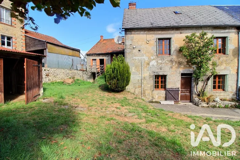 Maison 4 pièces 77 m² · à Saint-Agnant-près-Crocq · 77 m² · 46 500 €