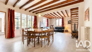 Maison à Le Plessis-Trévise (94420)